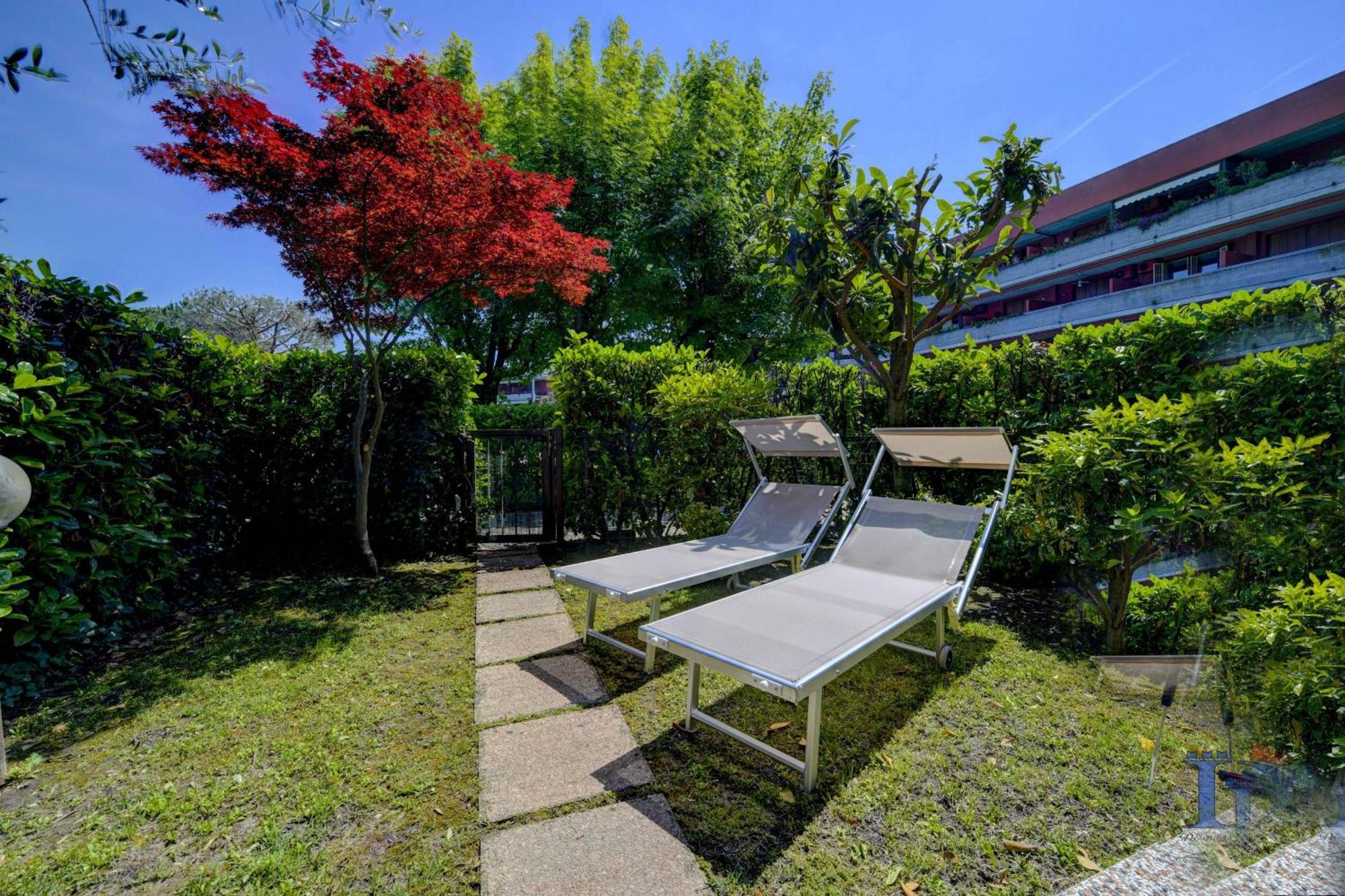 Desenzanoloft Dolce Vita Desenzano del Garda Bagian luar foto
